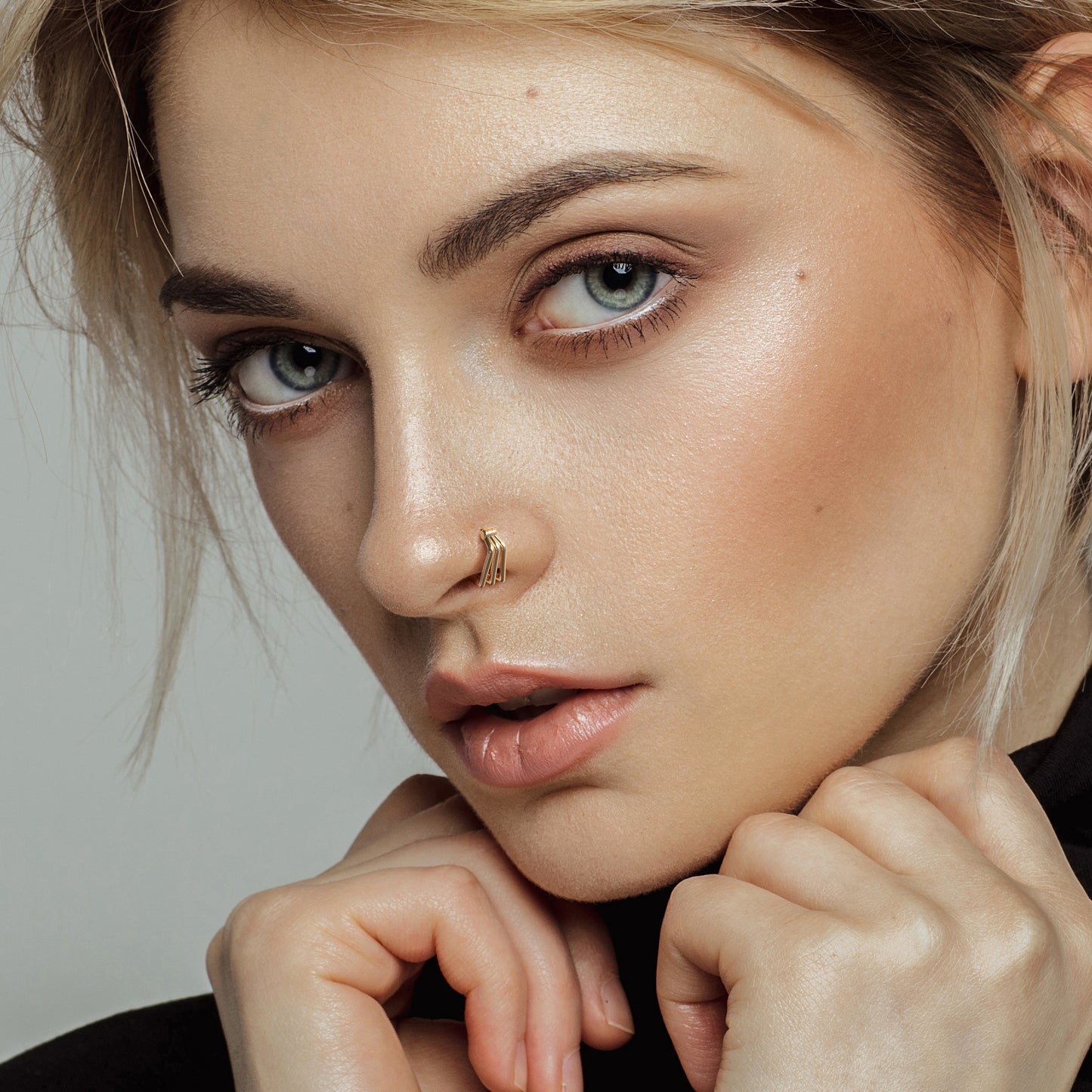 Solid Gold Stacked V Shape Clicker Hoop