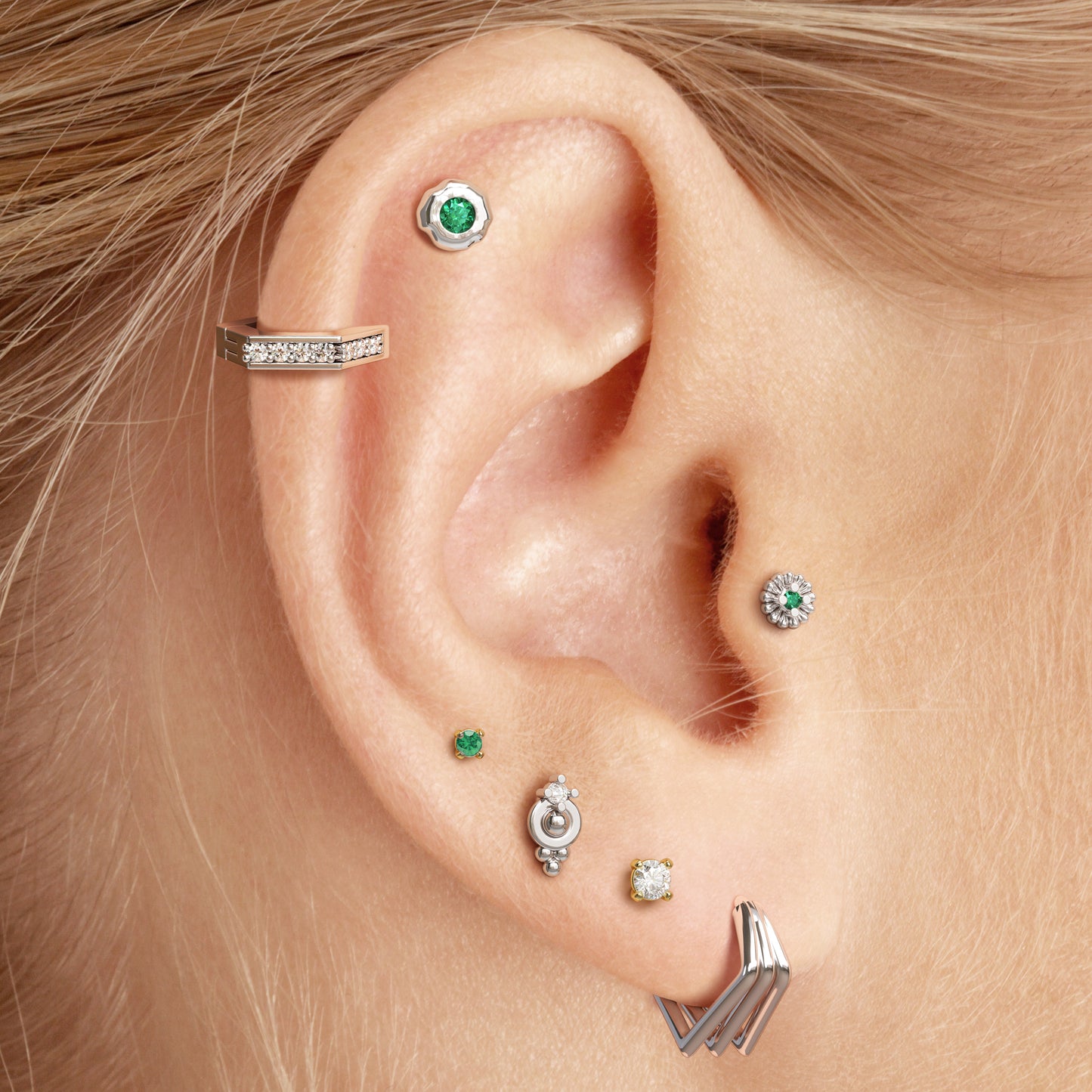 14K Gold Emerald Stud