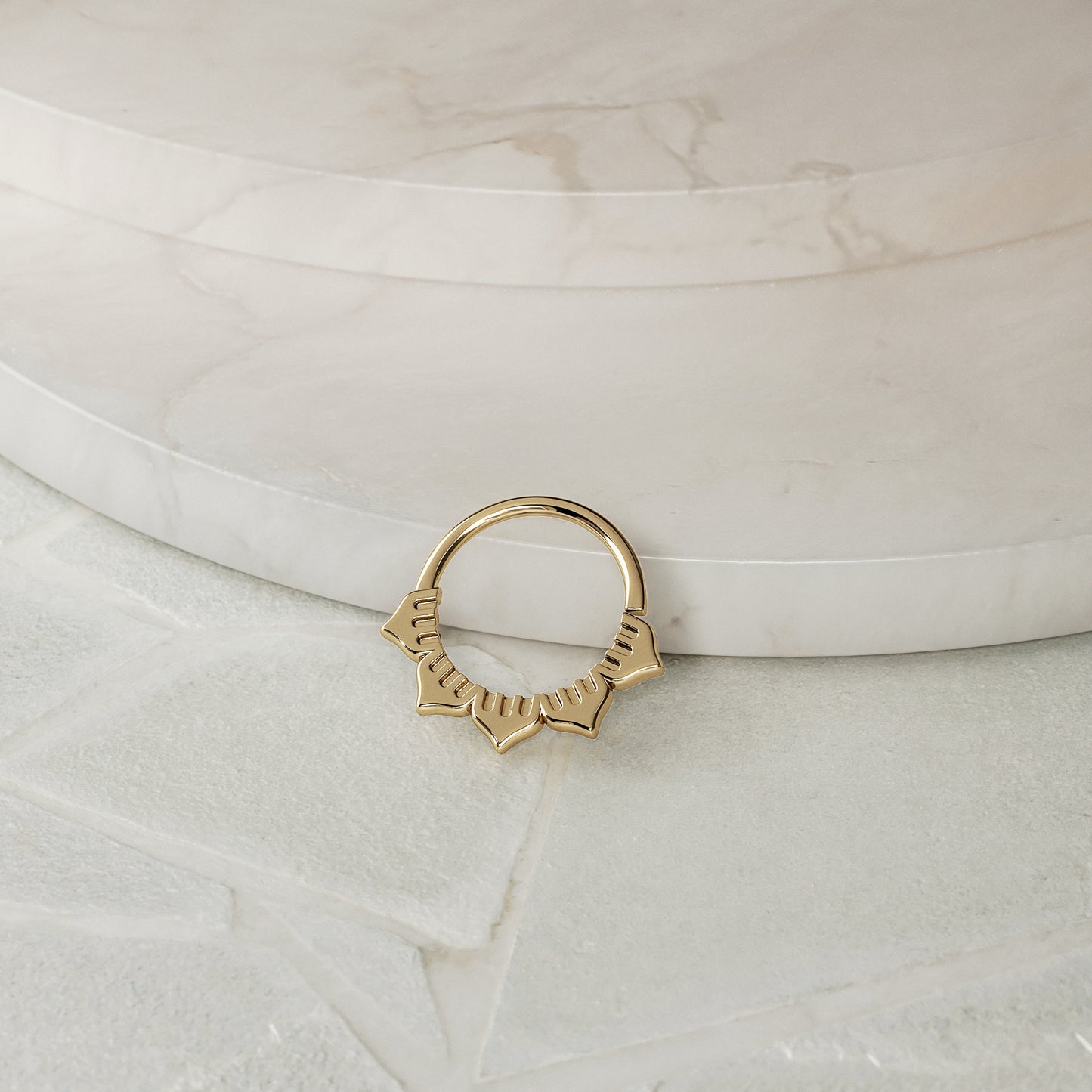 Solid Gold Lotus Seamless Hoop