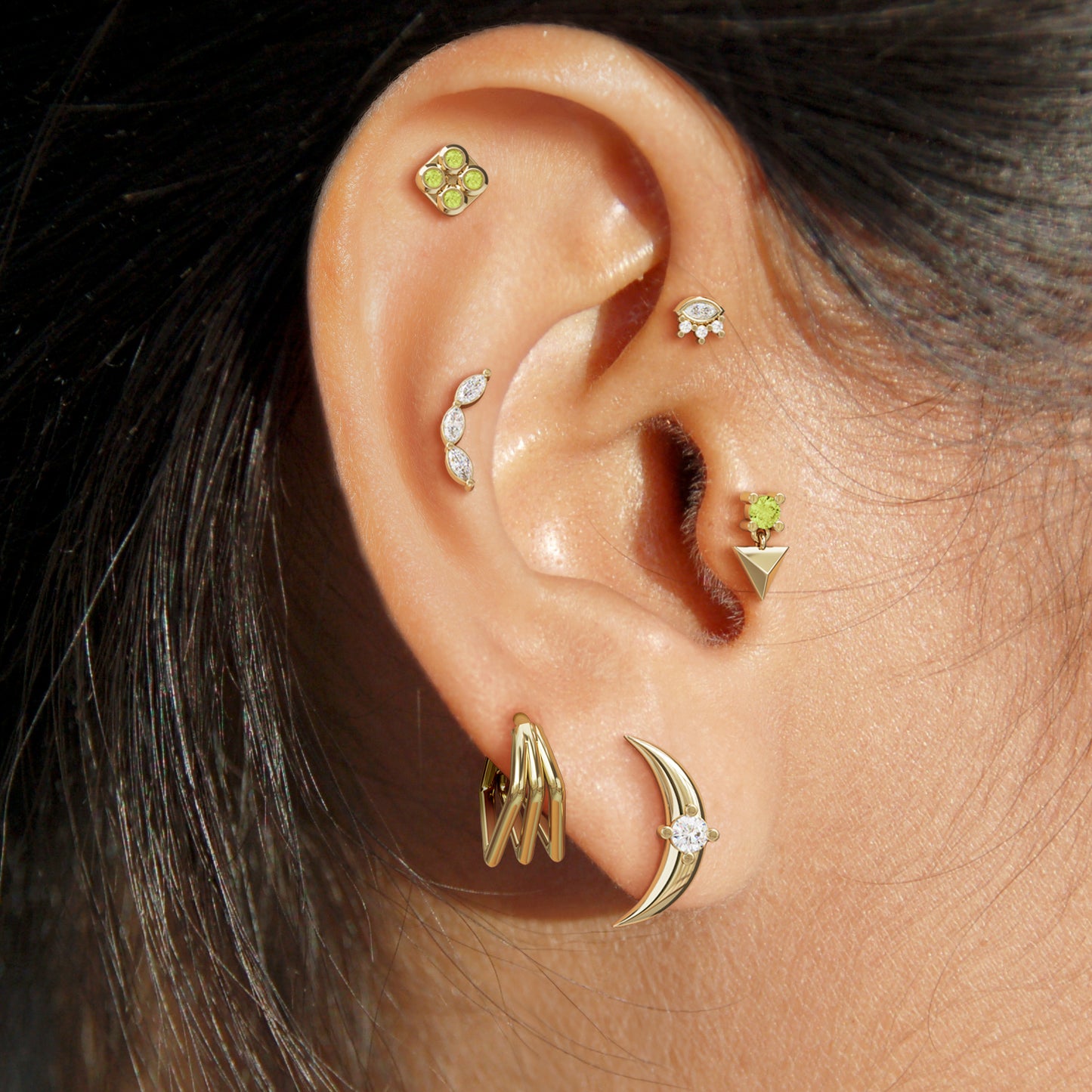 14K Gold Peridot Pyramid Dangle Threadless End